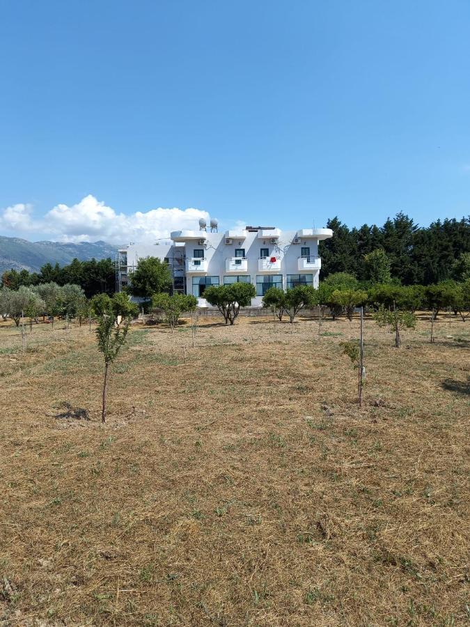 Hotel Agron Orikum Exterior foto